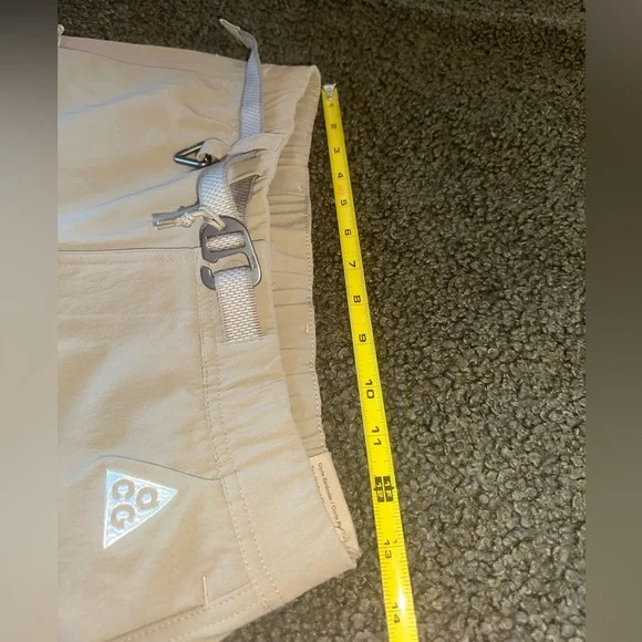 Nike ACG Women's Mid-Rise Hiking Trousers / Cargo Pants in Khaki - Size XS - NWT - Picture 8 of 8